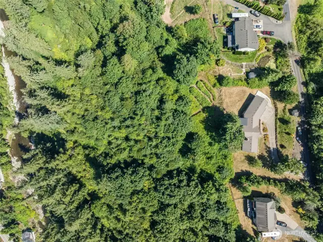 Aerial (N to the left near river)