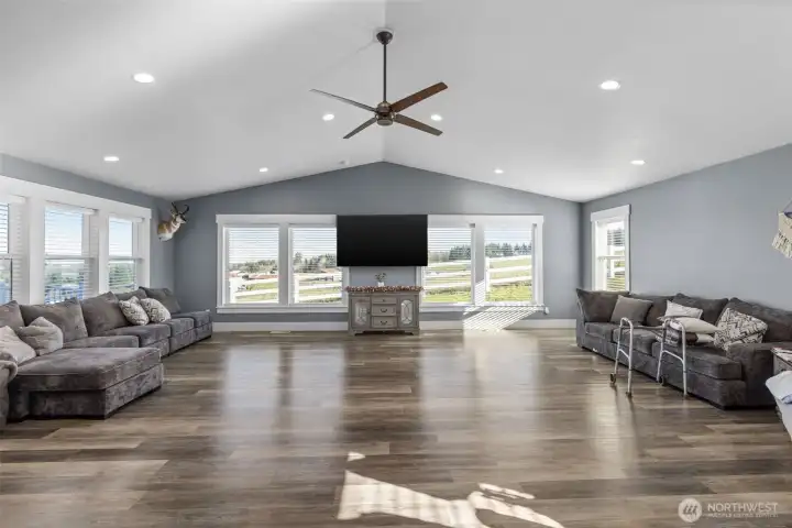 Enormous Common area