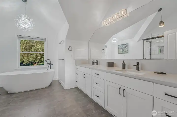 The luxurious 5 piece en-suite. Relax in the soaker tub after a long day.