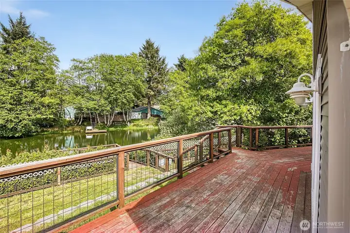 Wrap Around Deck