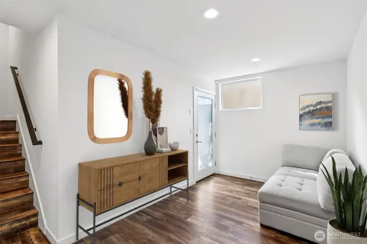 Lower Entry & useable Space