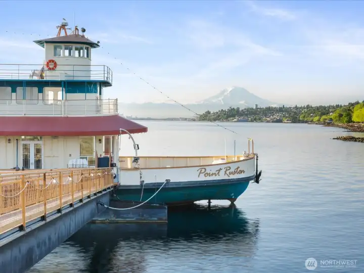 Stroll the waterfront for fab views Stroll the waterfront for fab views