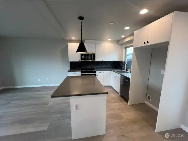 Bar seating at the kitchen island