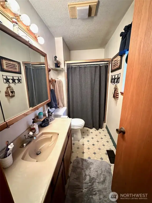 Primary Suite Bathroom