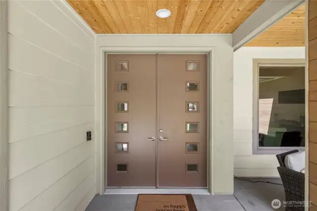 Chic and large doors open up to the incredibly large floorplan!