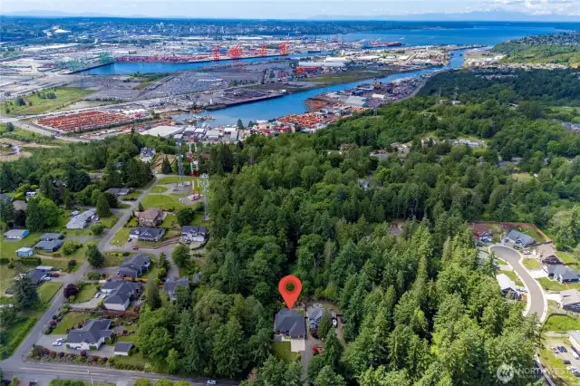 Located in the desirable Fife Heights area!
