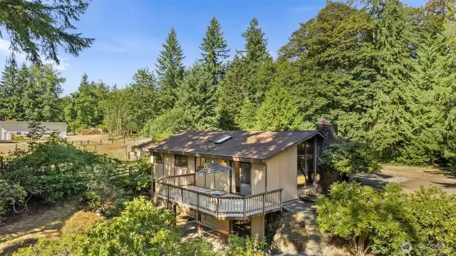 Wonderful patio overlooking rhododendron garden and pond w/ bubbler
