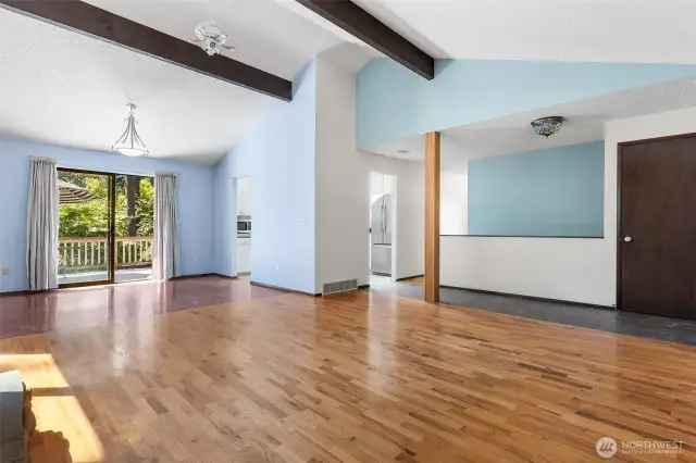 Dining room, Living and Entry