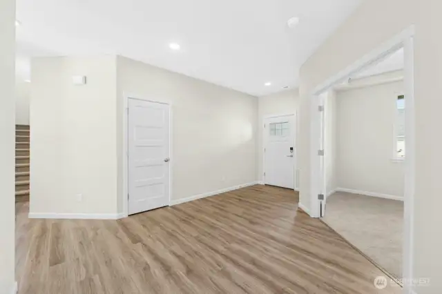 ***Floor plans may vary from actual home constructed. Features, elevation, materials, dimensions and layout are all subject to change without notice.****