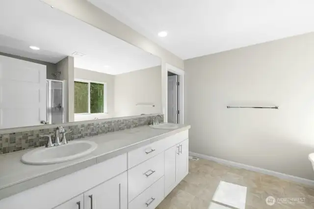 ***Floor plans may vary from actual home constructed. Features, elevation, materials, dimensions and layout are all subject to change without notice.****
