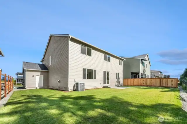 ***Floor plans may vary from actual home constructed. Features, elevation, materials, dimensions and layout are all subject to change without notice.****