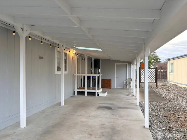 Large Carport,Shed & Small Patio