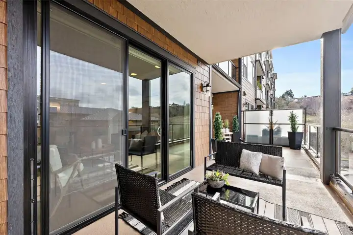 Covered deck space off the living room