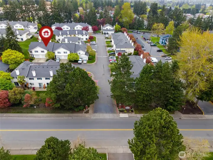 132nd provides easy access to townhome, I-5, park & ride plus future light rail 132nd provides easy access to townhome, I-5, park & ride plus future light rail