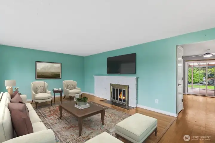 Living *virtually staged*