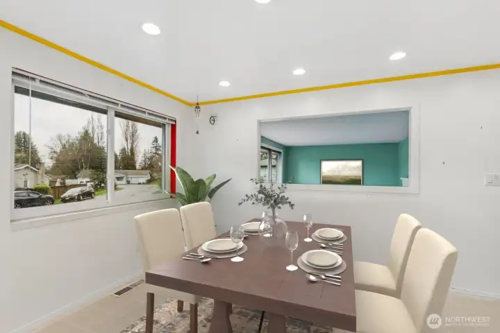 Eat-in Kitchen *virtually staged*