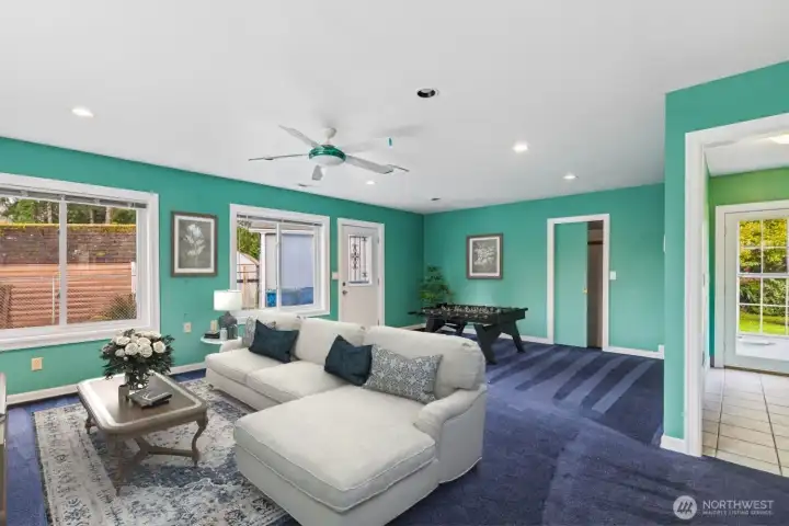 Bonus/Rec Room *virtually staged*