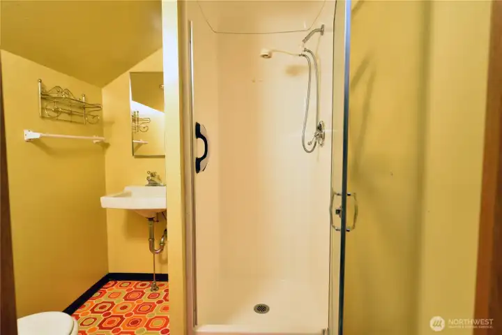 three quarter bath room upstairs