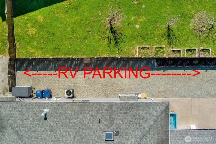RV/Boat Parking with hook ups for power and generator