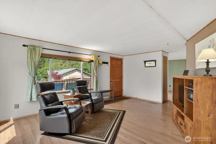 Efficient heat pump with air conditioning for year-round comfort.