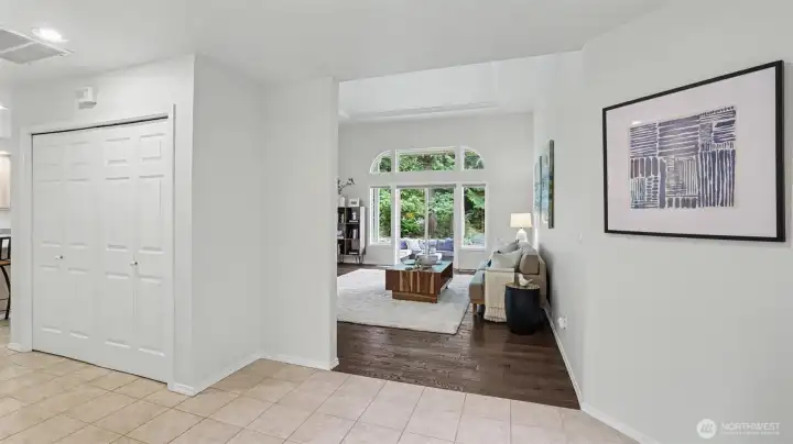 Generous entrance to this pretty home. Generous entrance to this pretty home.