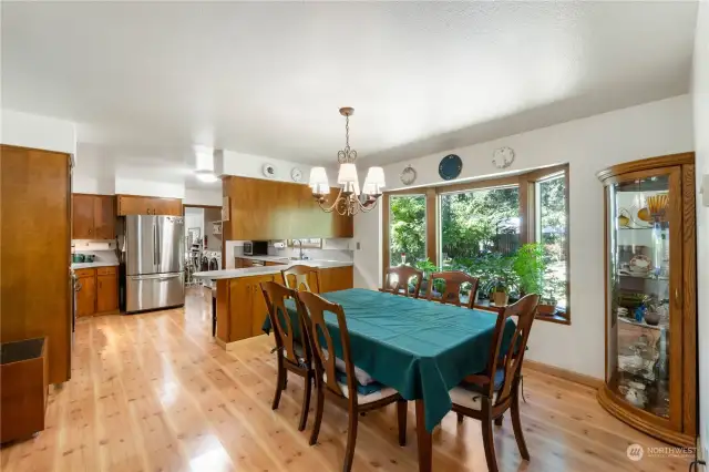 Dining area, open to spaces. Makes for nice flow through the main floor.