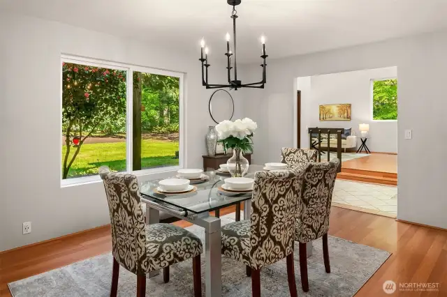 Huge dining room with enough room for 8 people!