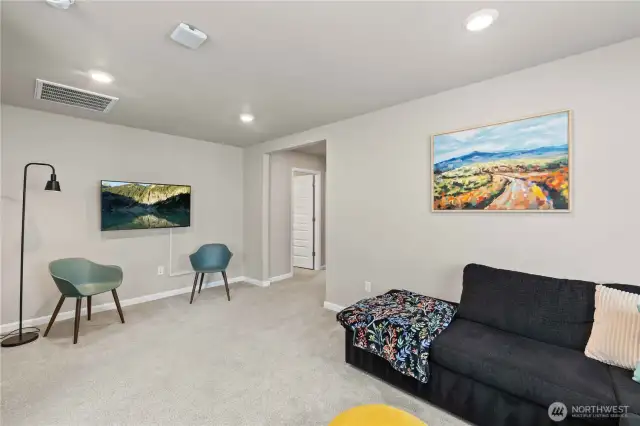 Play, Office or Lounge