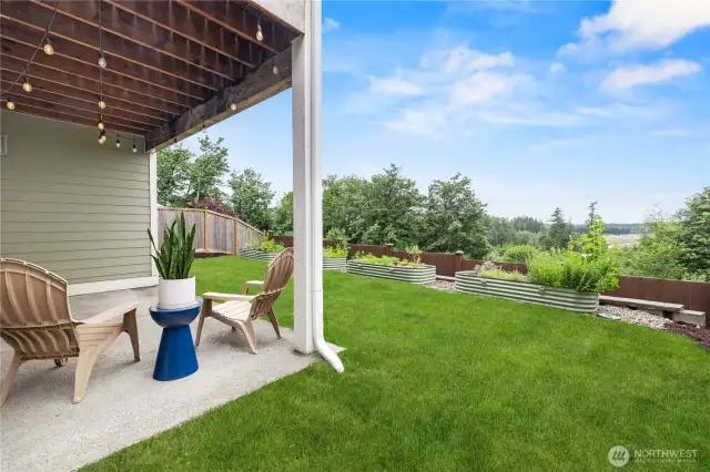 Fully Fenced Yard