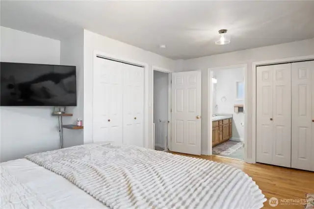 Primary with walk in closet