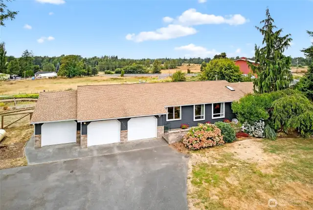 3 garage bays