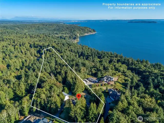 Nearly 6.5 acres of deeded land with views of Camano, Whidbey and Hat Islands as well as Mount Rainier on a clear day!