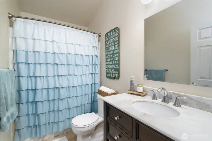 Full Guest Bathroom