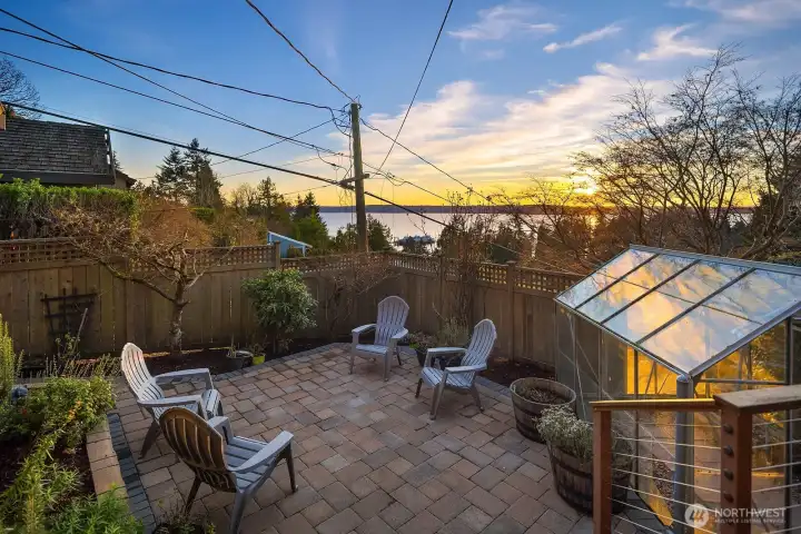 Enjoy your fully fenced backyard and greenhouse.