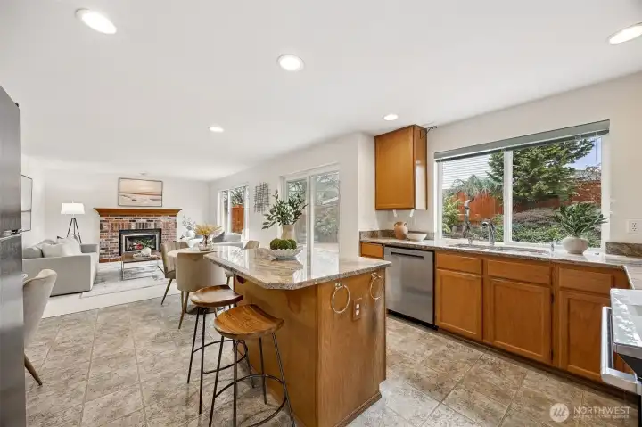 Open floorplan with room for quite a few chef's in the kitchen!