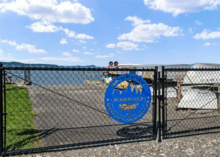 Community beach access point with boat launch.