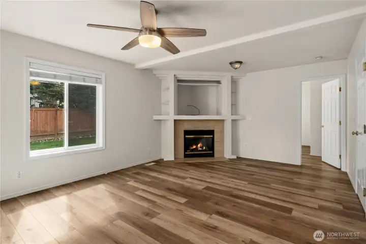 Great room with gas FP