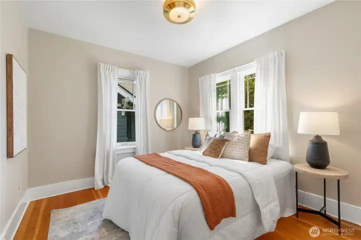 Main floor bedrooom