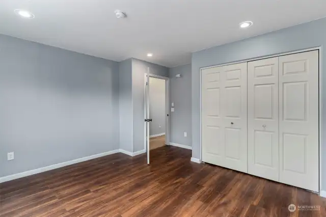 Extra Large Closet in 2nd bedroom