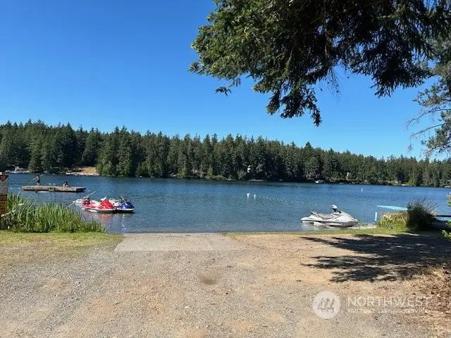 Boat launch at Interlachen Park