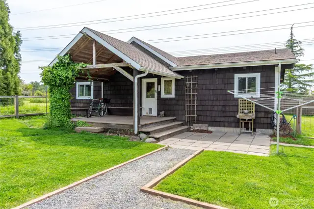 Main entry to home.