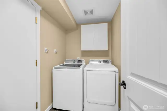 Main level utility room