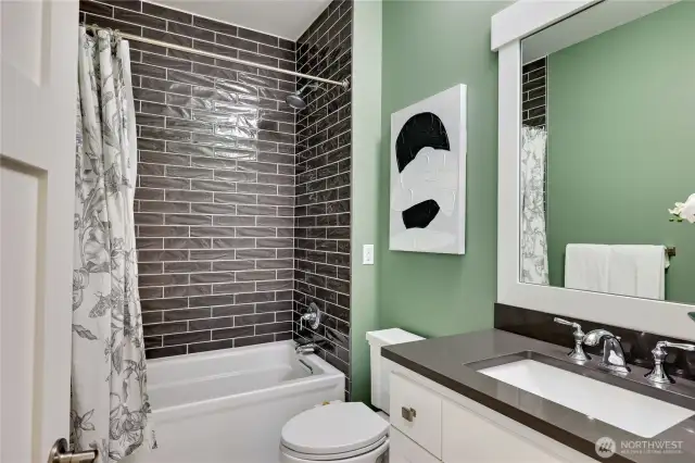Upstairs hall full bathroom.