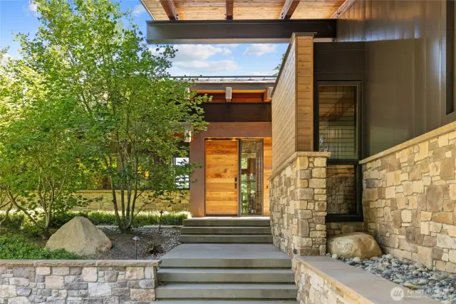 This curated 2,295sqft, one level residence includes an 1134sqft, 1 bed/1 bath guest house.