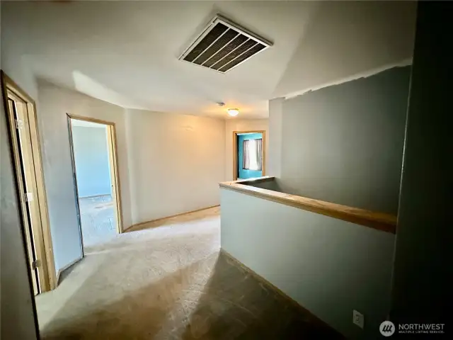 Upper landing area with nice wide halls granting easy access to all 4 bedrooms.