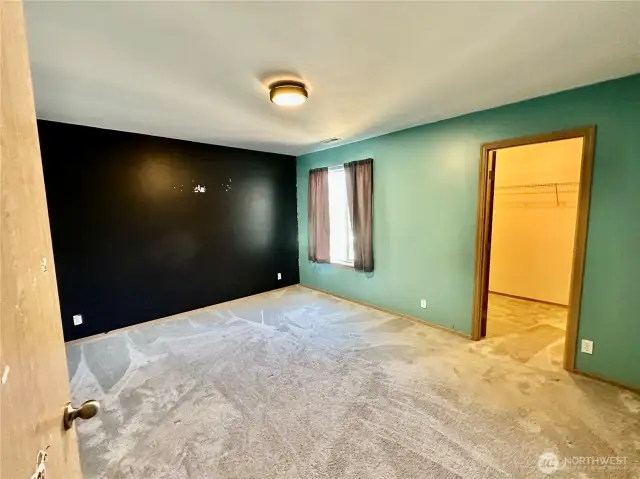 3rd Bedroom also complete with walk-in closet.