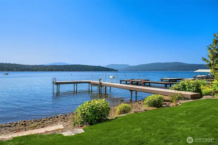 Gorgeous landscaping.
