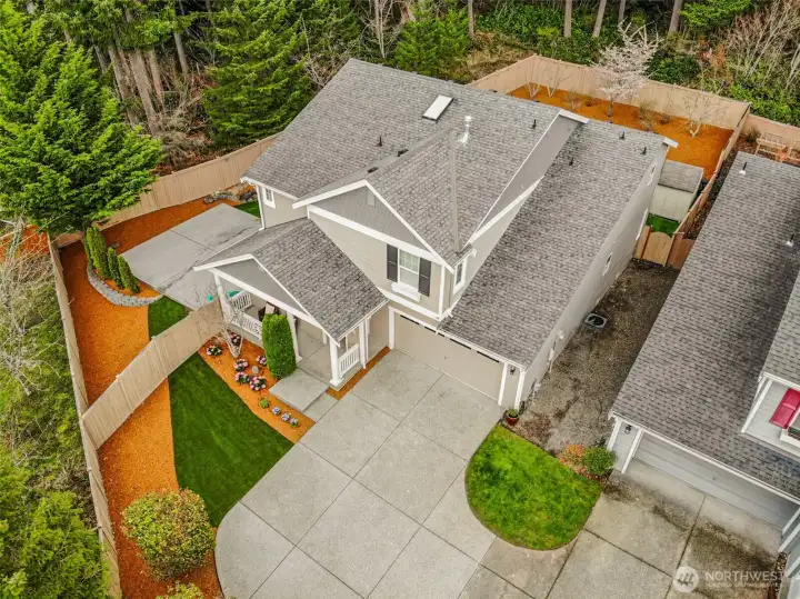Enormous yard, front side and rear yards make entertaining a breeze