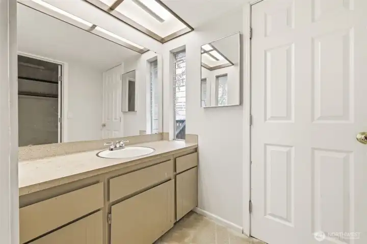Main bathroom