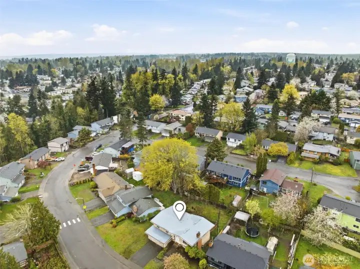 Kent East Hill location with convenient commuter options and nearby parks and schools.